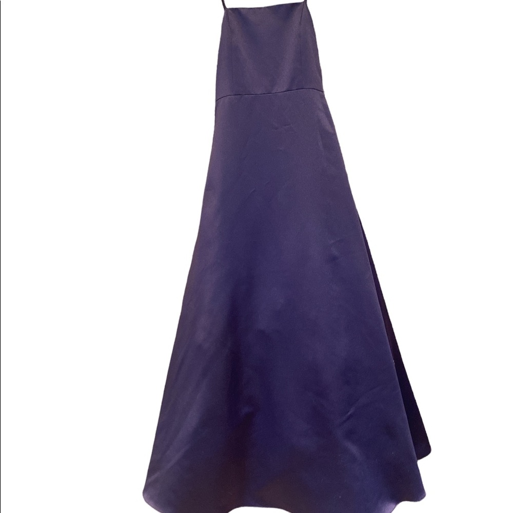 DAVIDS BRIDAL FORMAL DRESS SZ 10. PLUM